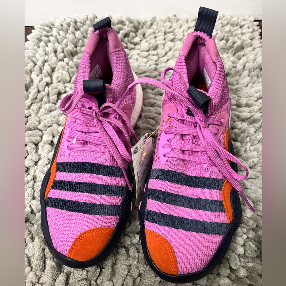 Trae Young adidas sneakers. Size 7.